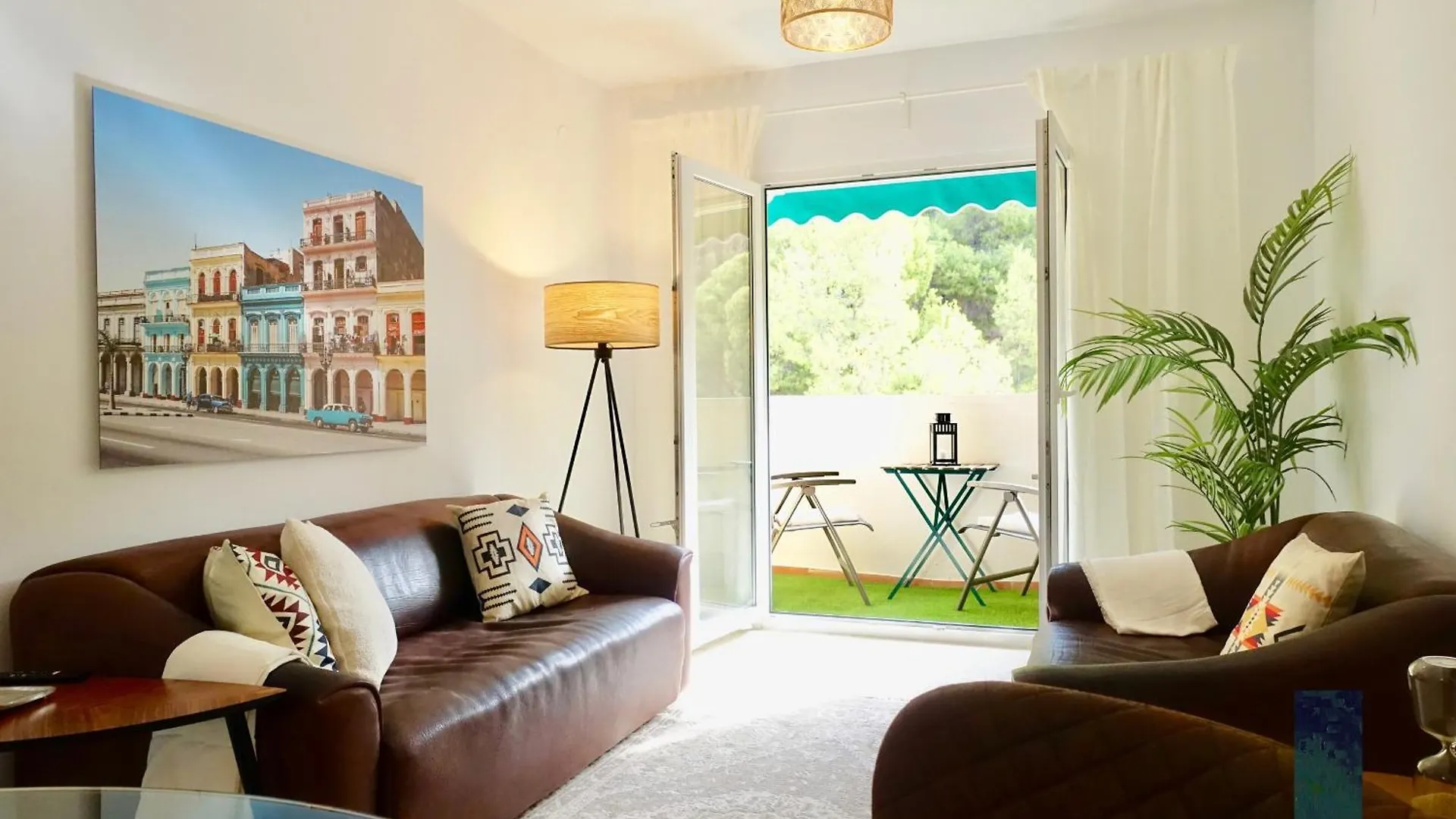דירה מאלגה Large Appartement With Great Views